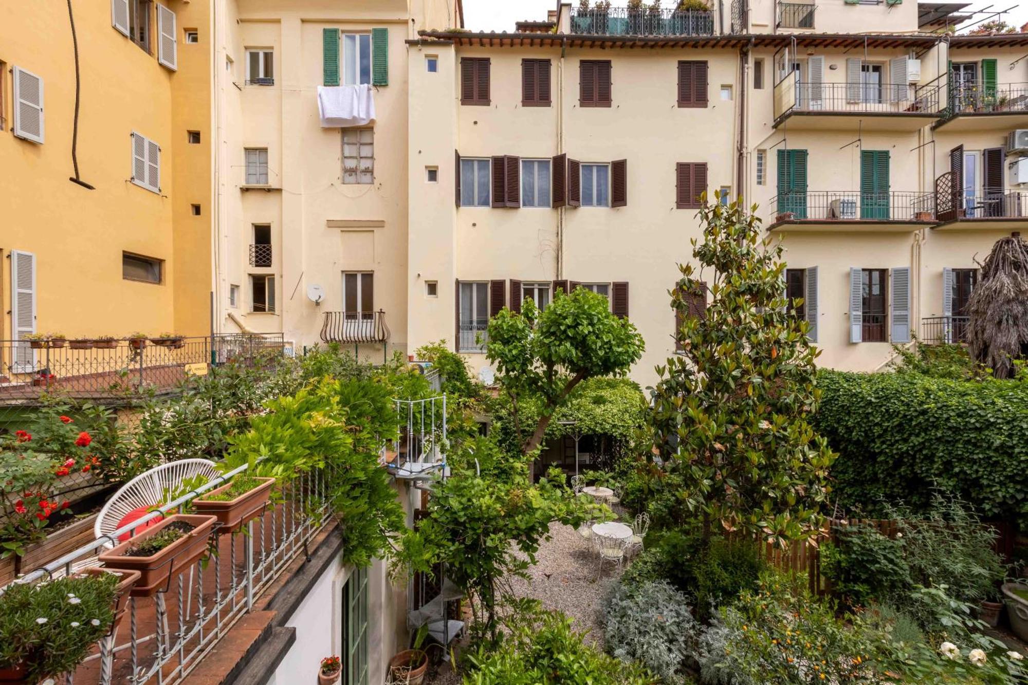 Secret Garden Firenze B&B エクステリア 写真